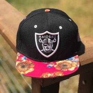 Vintage Mitchell & Ness Oakland Raiders Hat